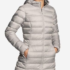 Eddie Bauer Cirruslite Down Parka: Light Grey: XS